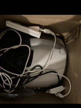 White Portable Women's Computer Headset Base with Integrated Cables